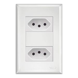 Conjunto 2 Tomadas (2P+T) Distanciadas 10A/250V Branco Fame